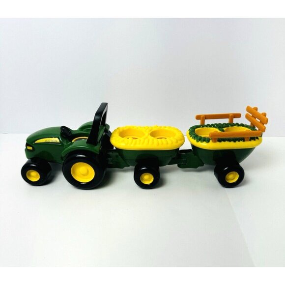 John Deere Animal Sounds Old MacDonald Hayride Tractor Musical Animal Sounds Toy - Picture 2 of 6